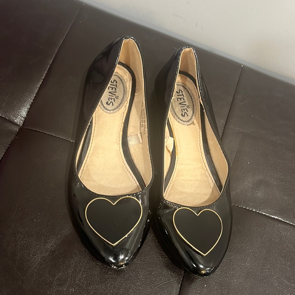 Kids size 3 black dress shoes